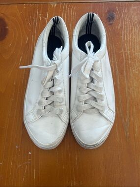 Nautica White Leather Lace-Up Flats